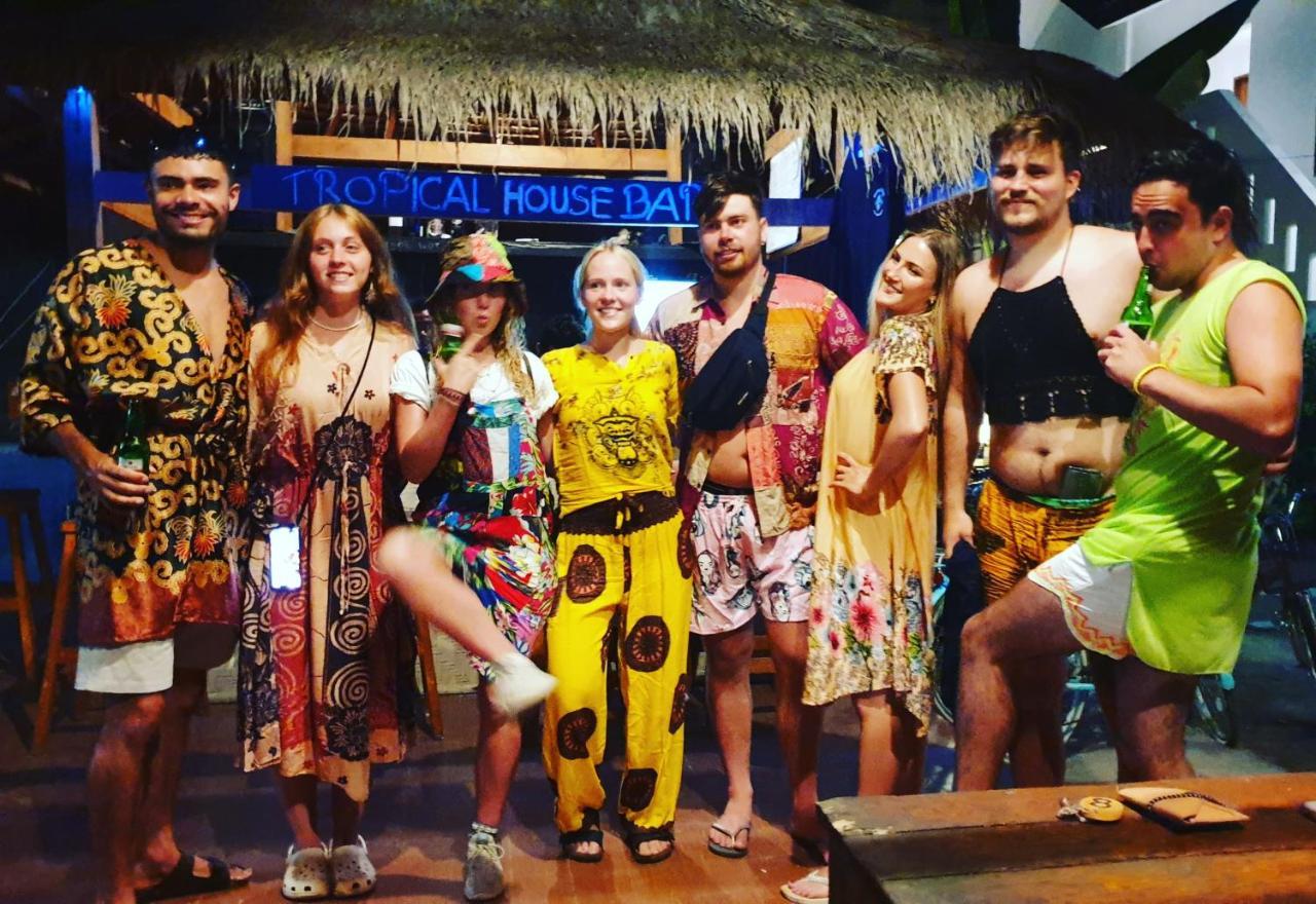 Privatunterkunft Tropical House